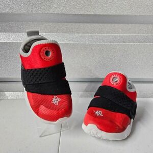 Nike Huarache Run SE Toddler Sneakers Red Black Athletic Shoes Size 8C
